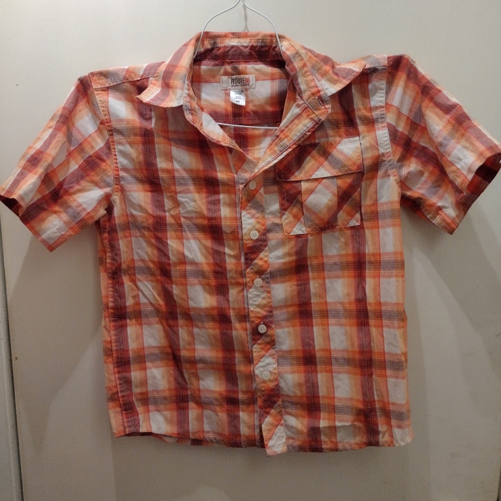 Boys size 8 plaid t shirt
